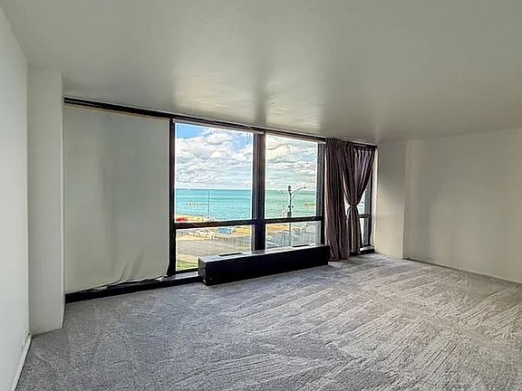 2nd image of 900 N Lake Shore Dr APT 511