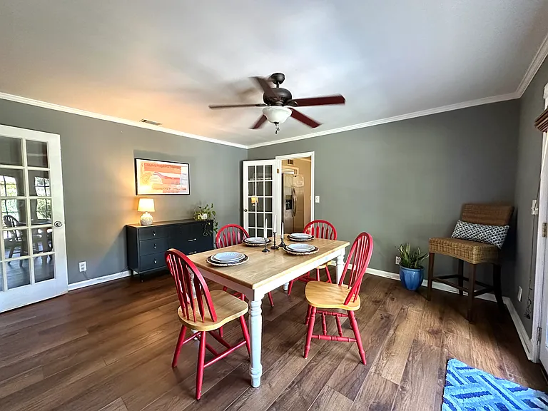 512 Early St — Photo 5