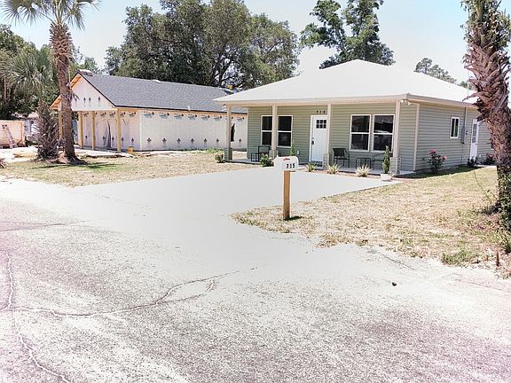 4th image of 715 Cactus Ave