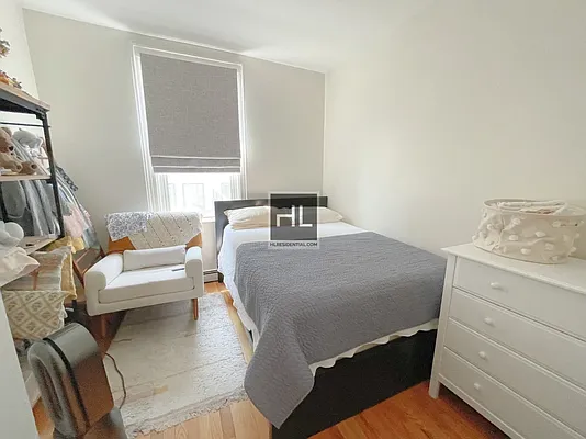 Rented by Highline Residential | media 9