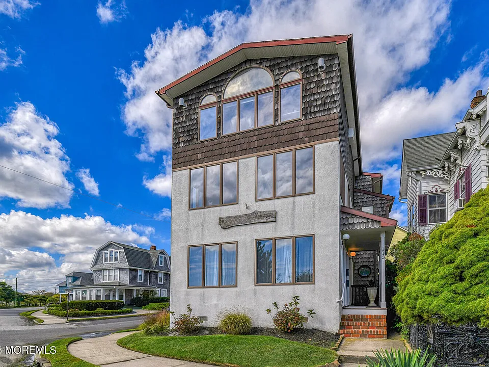 113 Central Ave #2