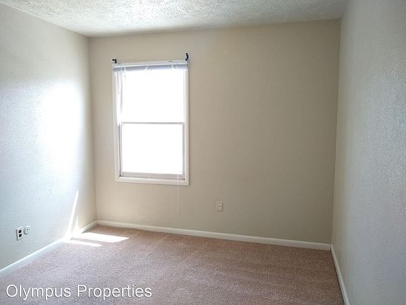 5th image of 107 N Dunn St APT A