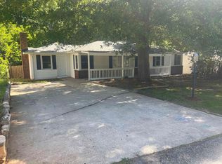 823 Magness Dr, Spartanburg, SC 29303