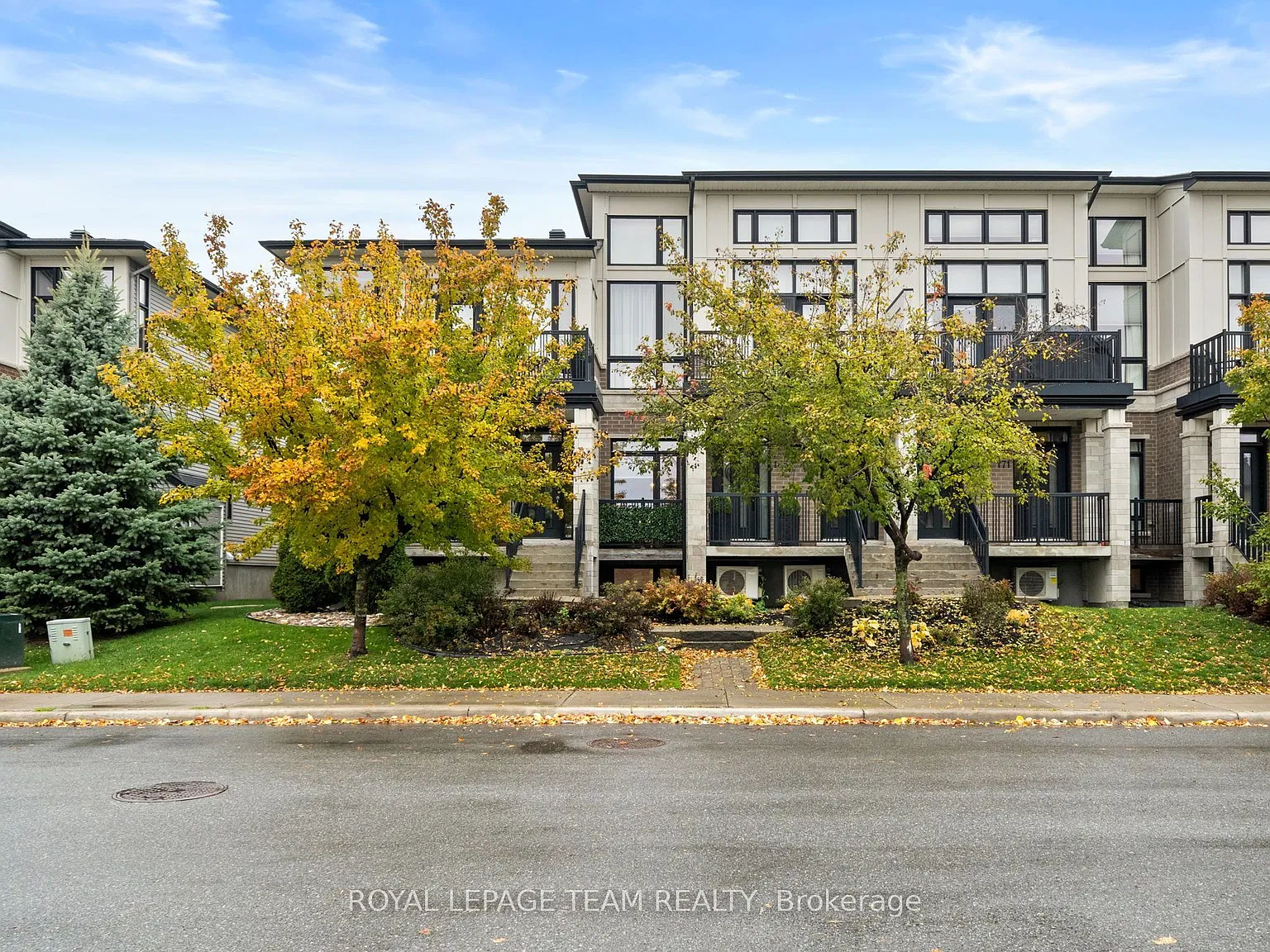 2 bed, $2,395 — Photo 2