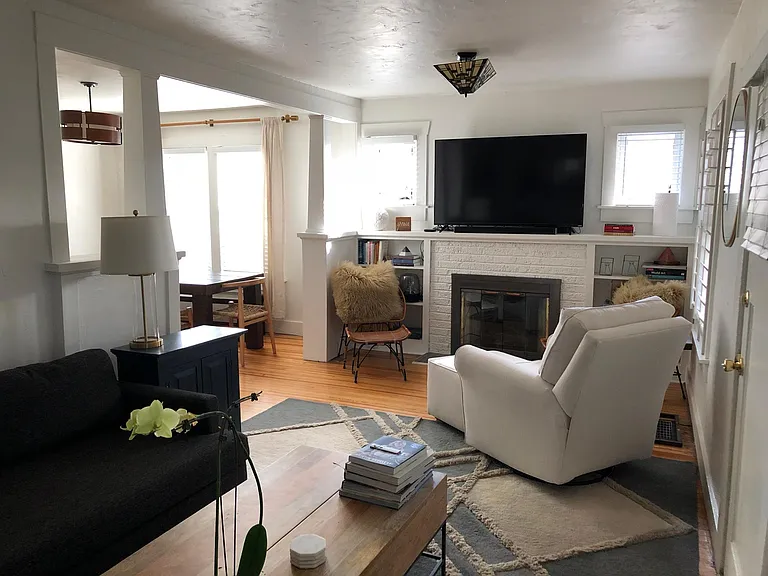 3528 N Garfield St — Photo 3