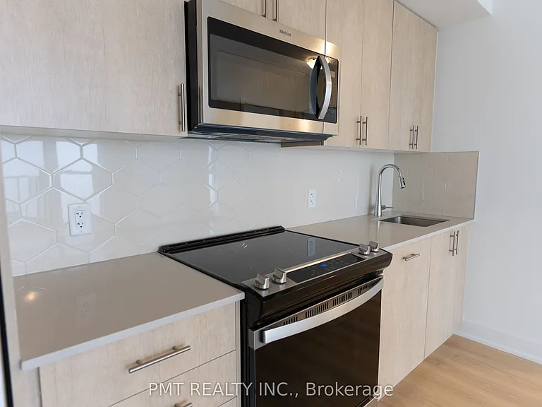2545 Simcoe St N #906 — Photo 6