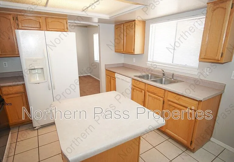 2348 Mermaid Dr — Photo 7