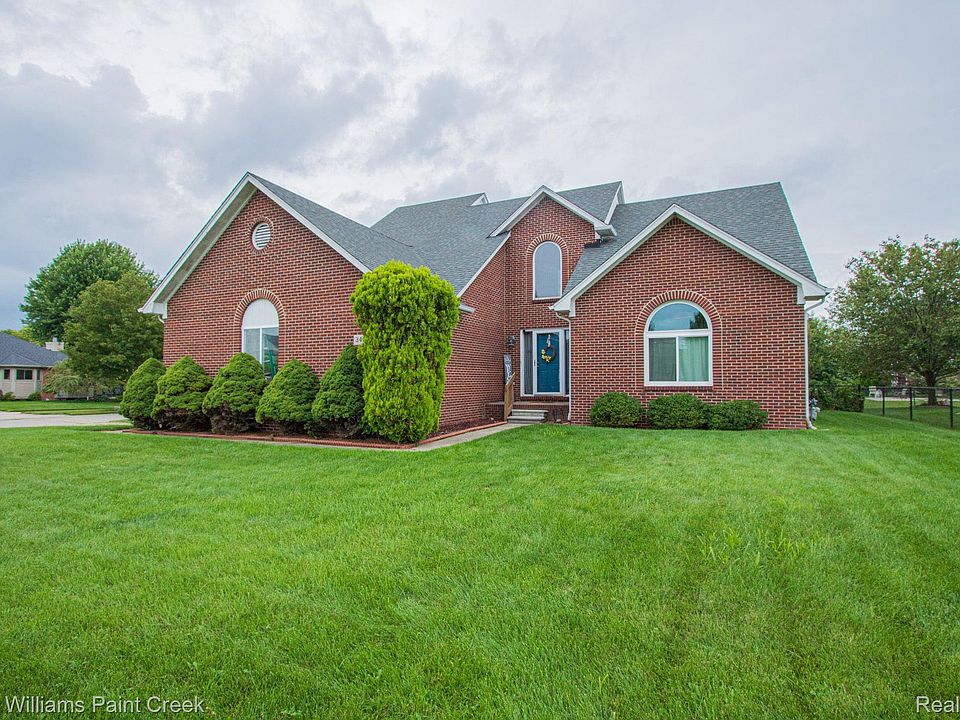 1st image of 34273 Aspen Park Dr