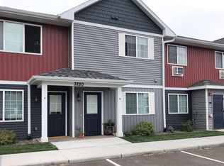 3220 Gateway Dr #B, Eau Claire, WI 54701