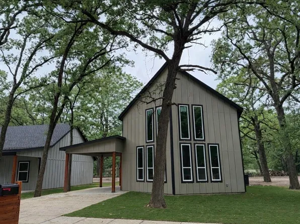 199 Seagrove Ln, Quinlan, TX 75474