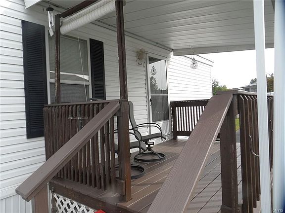 2nd image of 527 Patricia Dr