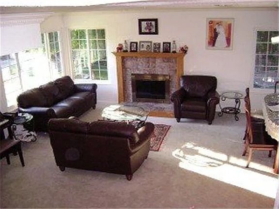 5th image of 905 Fieldwood Ct