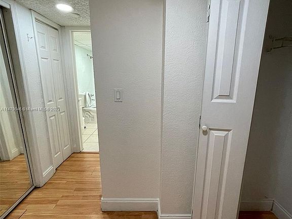 4th image of 1850 NE 169th St APT 112