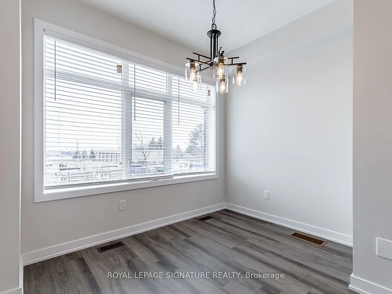 57 Markle Cres — Photo 8