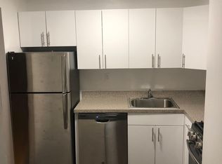 82-09 135th St #6, Jamaica, NY 11435