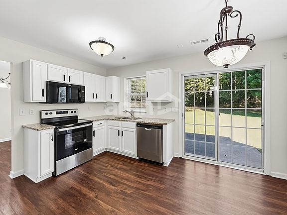 4th image of 1421 Juniper Hills Ln