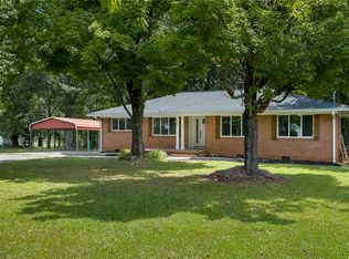 227 Belton Dr, Williamston, SC 29697