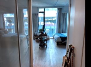560 King St W #704, Toronto, ON M5V0L5