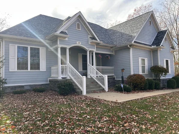 119 Montgomery Ln, Daniels, WV 25832