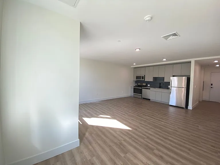 One Park Apartments — Photo 9