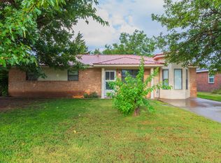 615 Pine Ave, Dumas, TX 79029