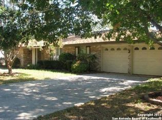 410 Dalecrest Dr, Windcrest, TX 78239