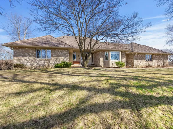 4400 Hickory Hills Trl, Prior Lake, MN 55372