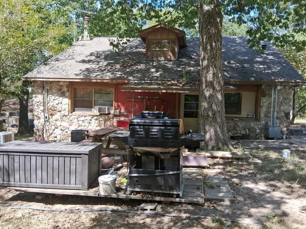 5403 E 610th Rd, Locust Grove, OK 74352