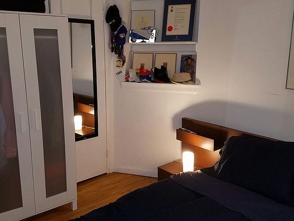 5th image of 317 W 21st St APT 1C