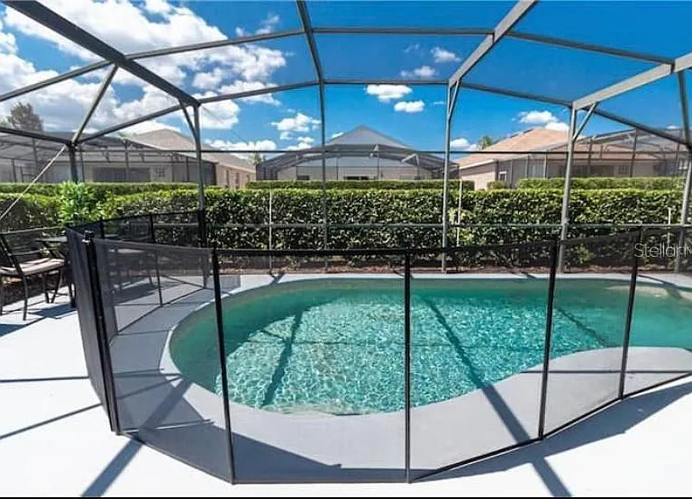 8121 Fan Palm Way — Photo 9