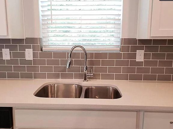4th image of 57 Lucas James Cir
