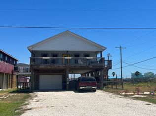 410 Thunder Rd, Surfside Beach, TX 77541