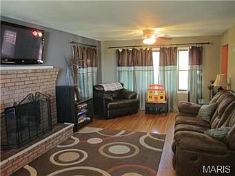 4th image of 494 Miner Ct