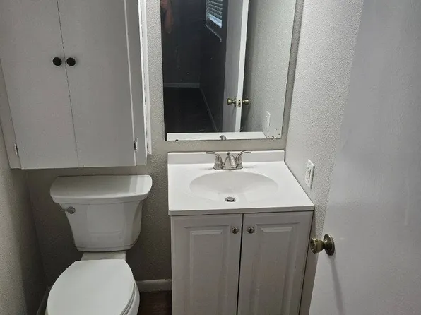 305 Campbell St #2, White Oak, TX 75693