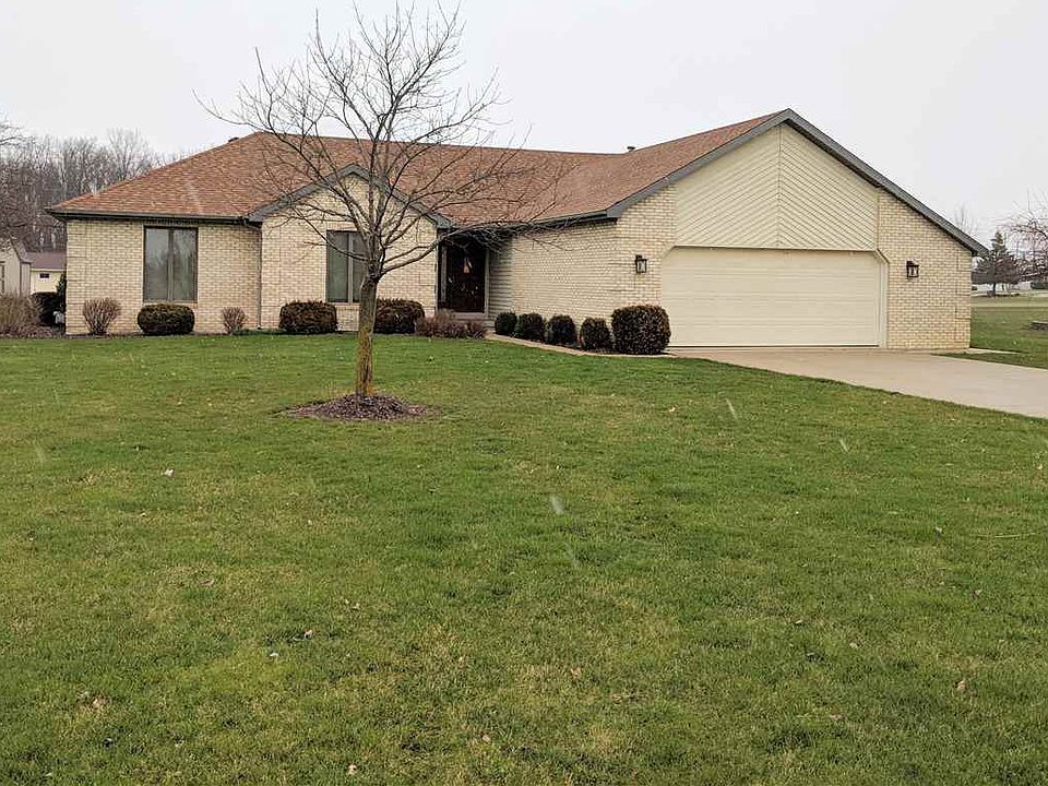 1st image of 2871 E Center Dr