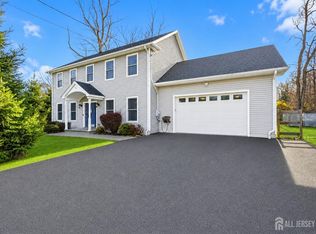34 Tobyhanna Trl, Hopatcong, NJ 07843