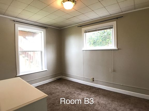 3rd image of 1611 Wheaton Way