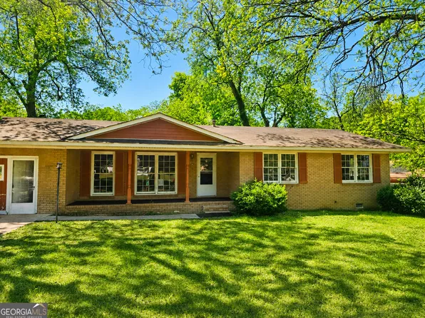 649 Daniel St, Royston, GA 30662