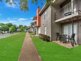 Oak Manor Apartments