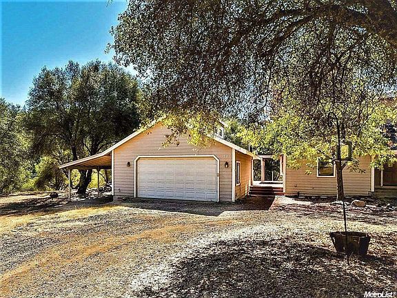4th image of 1701 Saint Garth Way