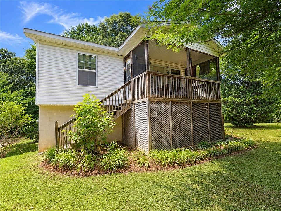 1st image of 138 Cloverdale Dr