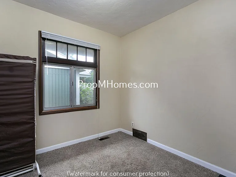 6721 SE 84th Ave — Photo 9