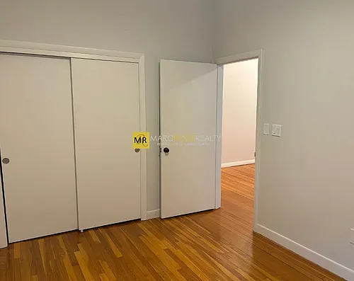 922 Beacon St #14 Photo 1