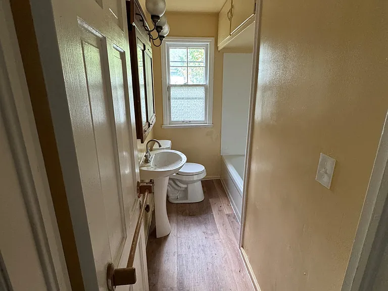 20441 Five Points St — Photo 17