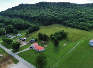 3149 Salt Lick Rd, Vanceburg, KY 41179