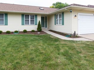 2020 Belvidere Line Dr, Elgin, IL 60123