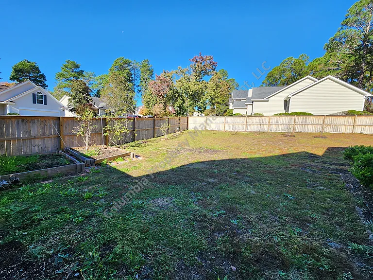 308 N Lake Pointe Dr — Photo 28
