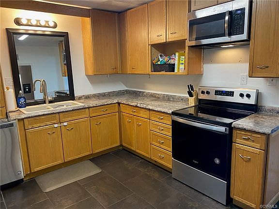 4th image of 1805 Fenton St
