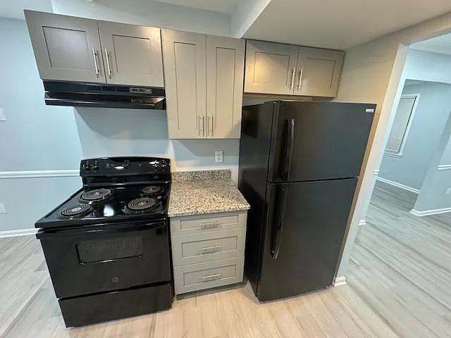 3 bed, 3.5 bath, 1408 sqft, $2,795 — Photo 3