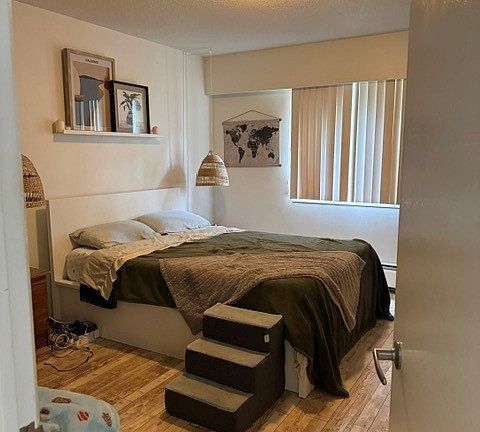 4th image of 43 E 15th Ave #304